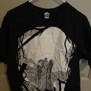 Doctor Who Weeping Angel glow in the dark shirt. WOOT.